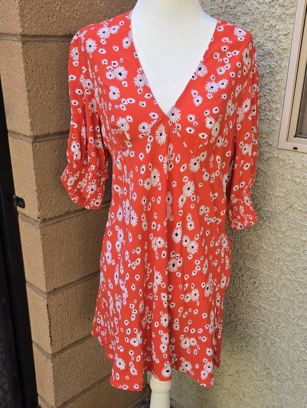 Rixo For Target Orange Floral V-Neck Puff Sleeve Dress - Picture 2 of 8